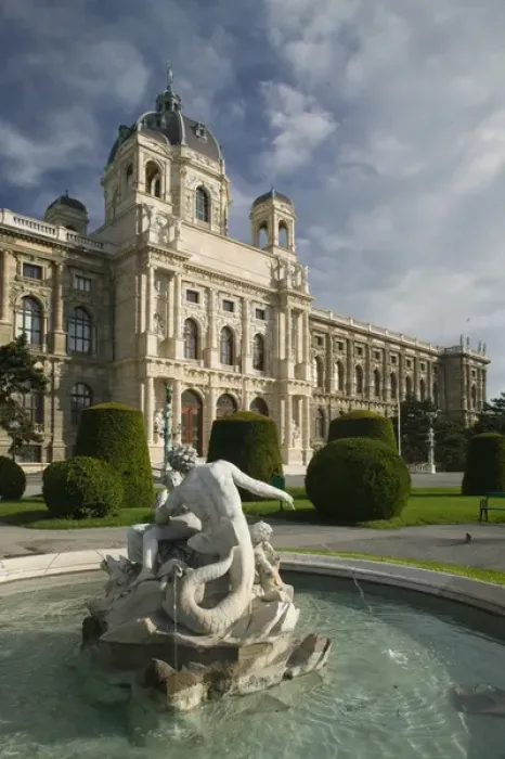 Framed Print : AUSTRIA-Vienna: Naturhistorisches Museum  /  Natural History Museum