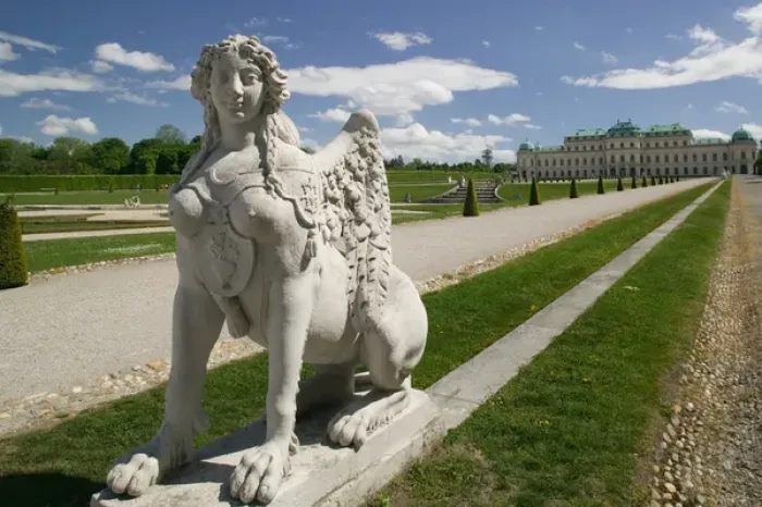 Framed Print : AUSTRIA-Vienna : Oberes Belvedere Palace & Statue Framed Print : AUSTRIA-Vienna : Oberes Belvedere Palace & Statue