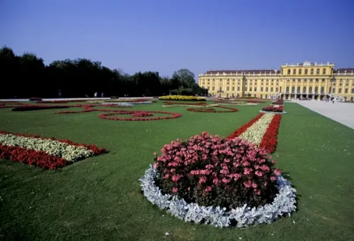 Framed Print : Austria, Vienna. Schonbrunn Palace Framed Print : Austria, Vienna. Schonbrunn Palace