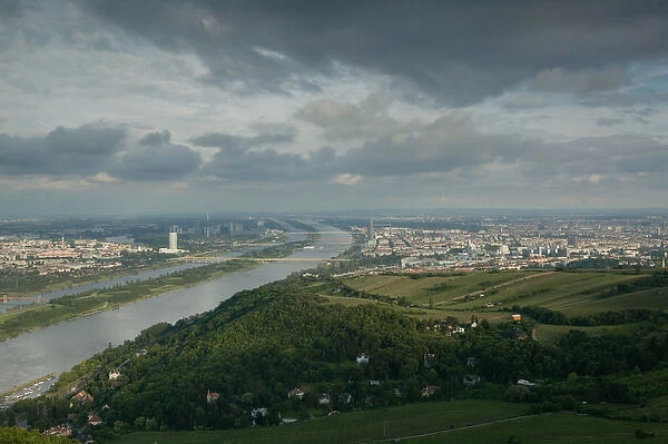 AUSTRIA-Vienna: UNO City & Danube River  /  Late Afternoon from Leopoldsberg