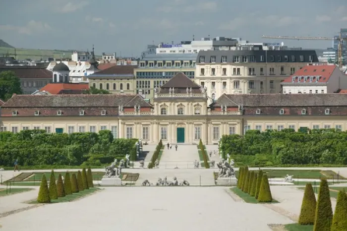 Framed Print : AUSTRIA-Vienna : Unteres Belvedere Palace from the Belvedere Grounds Framed Print : AUSTRIA-Vienna : Unteres Belvedere Palace from the Belvedere Grounds