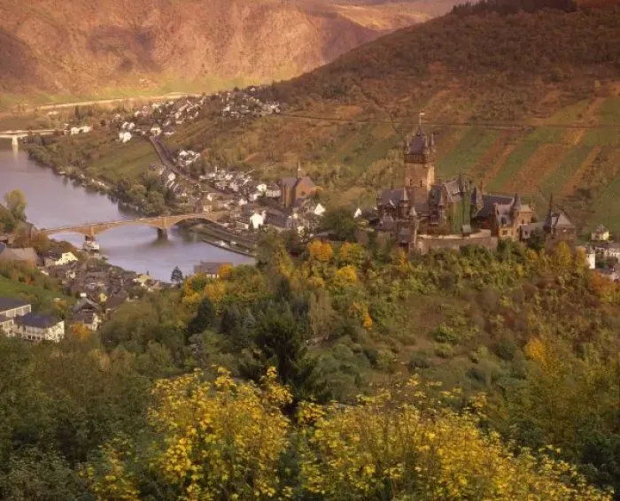 Framed Print : Autumn in Cochem, Rheinland Pfalz, Germany Framed Print : Autumn in Cochem, Rheinland Pfalz, Germany