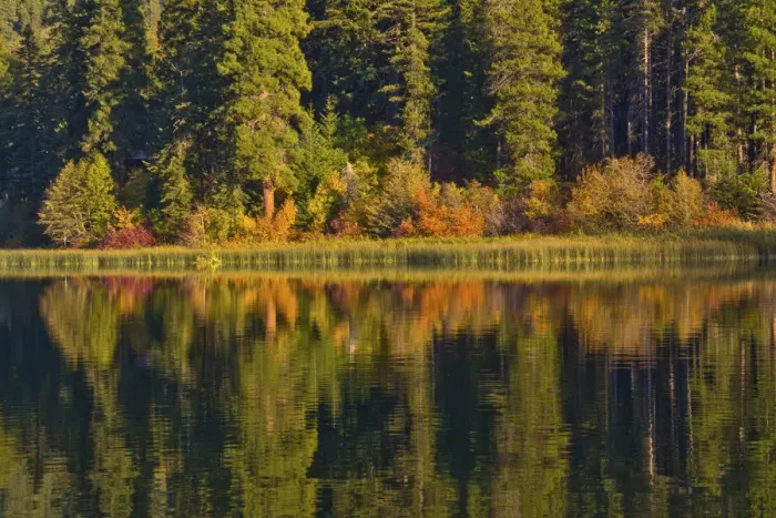 Framed Print : Autumn reflection, Fish Lake, Wenatchee National Forest, Washington State, USA
