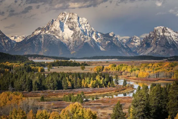 Framed Print : Autumn view of aspens and Teton Range, Grand Teton National Park, Wyoming Framed Print : Autumn view of aspens and Teton Range, Grand Teton National Park, Wyoming