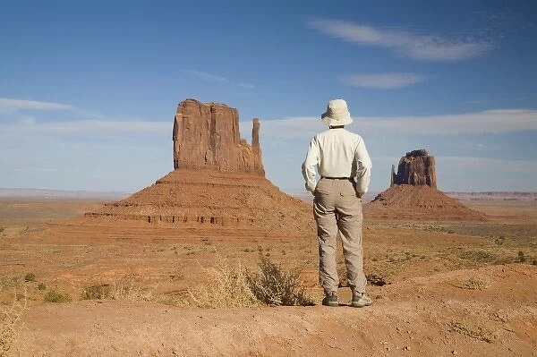 AZ, Monument Valley, The Mittens (MR)