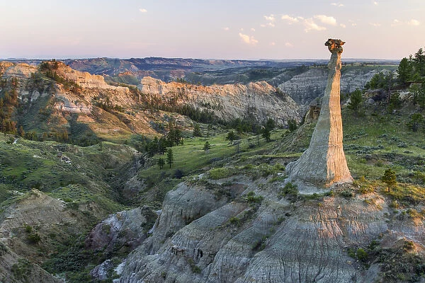 Badlands of the Missouri River Breakns National Monument, Montana, USA
