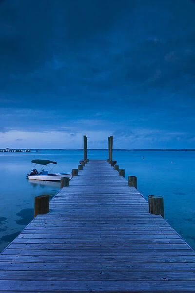 Bahamas, Eleuthera Island, Harbour Island, Dunmore Town, harbor view, dawn