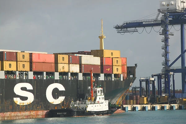 BAHAMAS-Grand Bahama Island-Freeport: Port of Freeport: Container Cargo Port