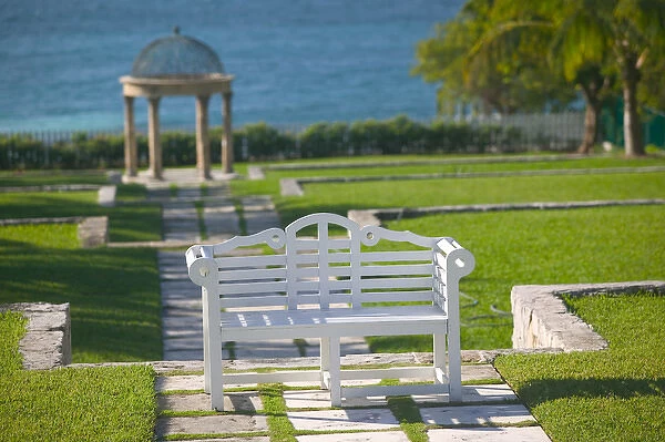 BAHAMAS-New Providence Island-Nassau: Paradise Island- Versailles Gardens