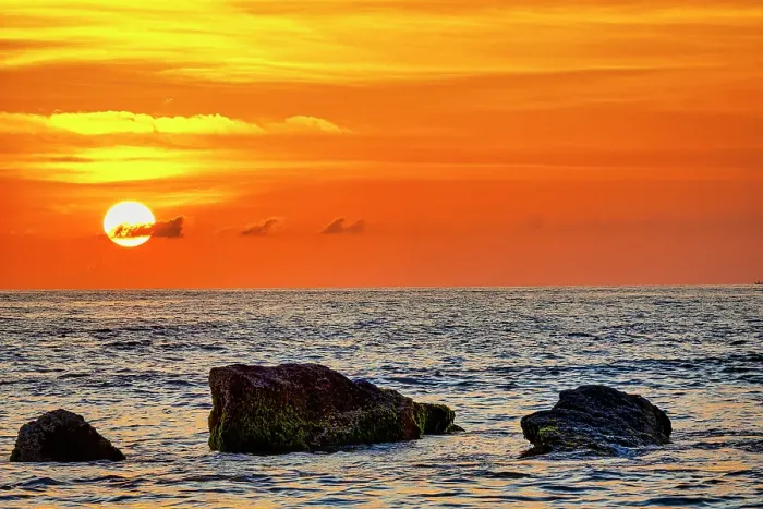 Framed Print : Bali, sunset and high tide