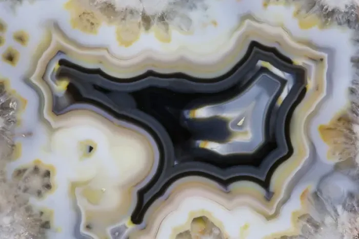 Framed Print : Banded Agate, Quartzsite, AZ