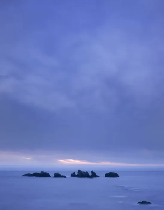 Framed Print : Bandon Beach sea stacks, Bandon, Oregon Framed Print : Bandon Beach sea stacks, Bandon, Oregon
