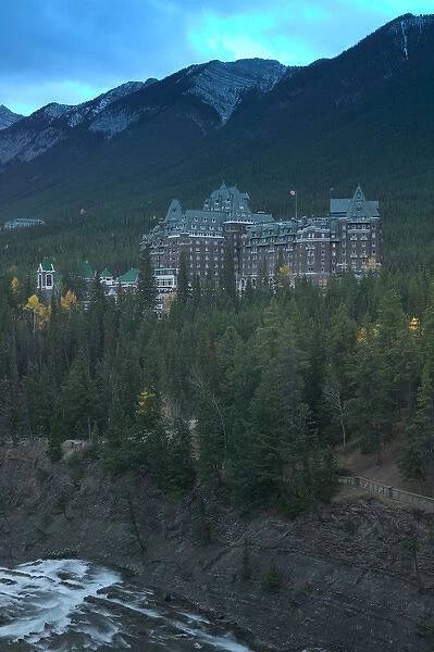 02. Canada, Alberta, Banff National Park: Banff, The Fairmont Banff Springs Hotel  /  Dusk