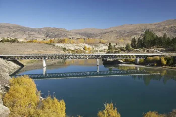 Framed Print : Bannockburn Bridge and Lake Dunstan, Central Otago, South Island, New Zealand Framed Print : Bannockburn Bridge and Lake Dunstan, Central Otago, South Island, New Zealand