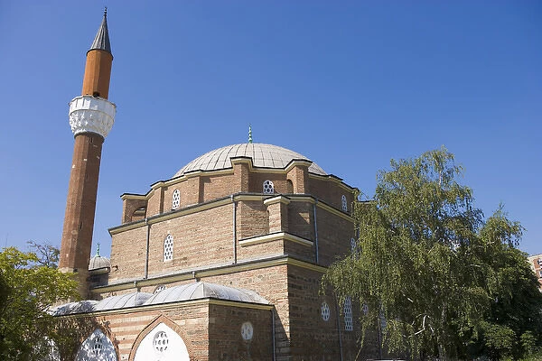 Banya Bashi Mosque (formerly Molla Efendi Kadi Seyfullah Mosque), built in 1566 by