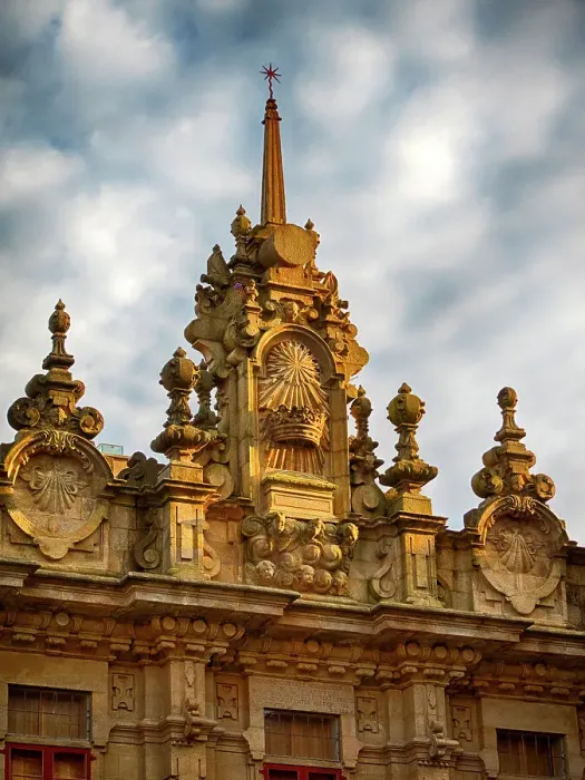 Framed Print : The baroque facade of the Casa del Cabildo, built in 1758 and located in the Plaza de las Platerias Framed Print : The baroque facade of the Casa del Cabildo, built in 1758 and located in the Plaza de las Platerias