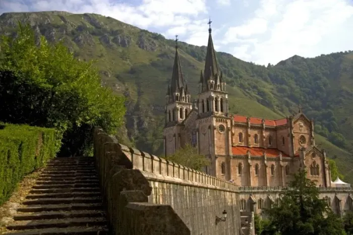 Framed Print : Basilica de Covadonga, northwestern Spain