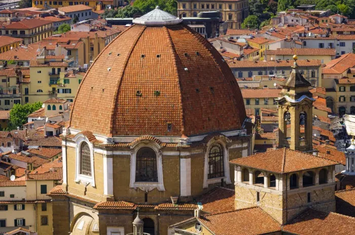 Framed Print : The Basilica di San Lorenzo red tiled dome, Florence, Tuscany, Italy Framed Print : The Basilica di San Lorenzo red tiled dome, Florence, Tuscany, Italy