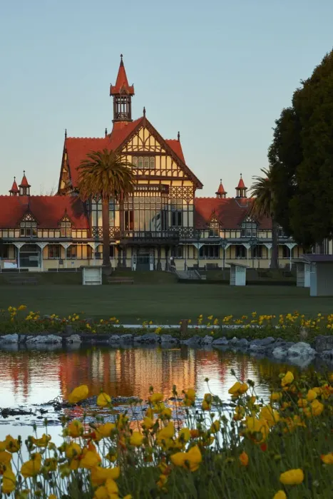 Framed Print : Bath House, Government Gardens, Rotorua, North Island, New Zealand