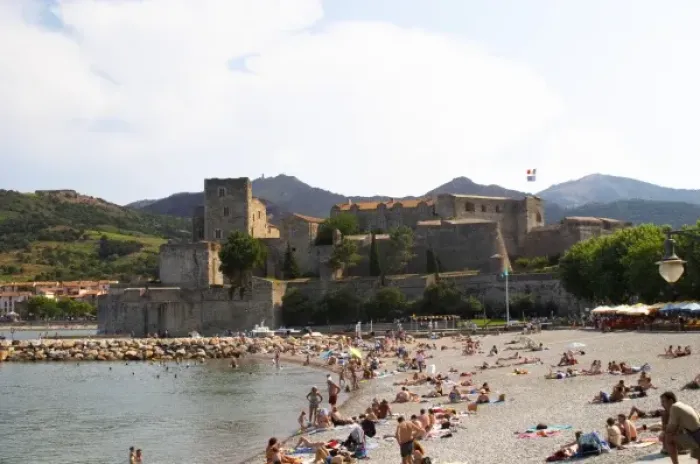Framed Print : The beach in the village. The chateau in Collioure harbour. Collioure. Roussillon Framed Print : The beach in the village. The chateau in Collioure harbour. Collioure. Roussillon