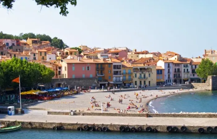 Framed Print : The beach in the village. Collioure. Roussillon. France. Europe Framed Print : The beach in the village. Collioure. Roussillon. France. Europe