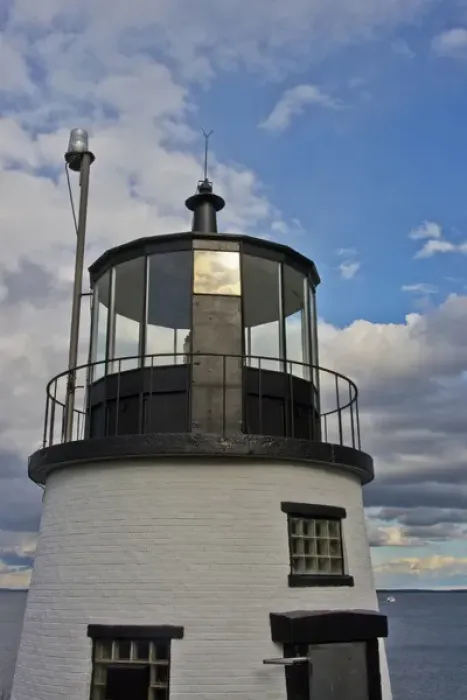 Framed Print : beacon, Owls Head Lighthouse, Owls Head, Maine, New England, USA