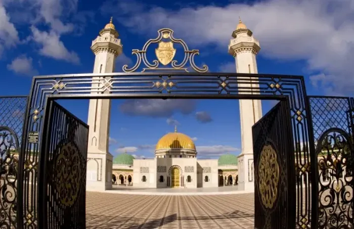 Framed Print : Beautiful famous Bourguiba Mausoleum grounds in Sousse area Monastir, Tunisia