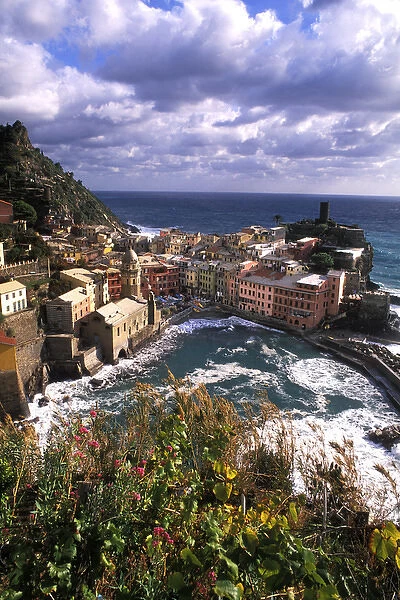 04. Beautiful Village of Vernazza in the Cinque Terre Area of Italy along Ocean