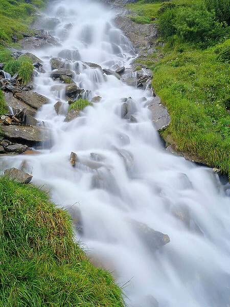 Beilstein waterfall. Otztal Alps in the Naturepark Otztal. Europe, Austria, Tyrol
