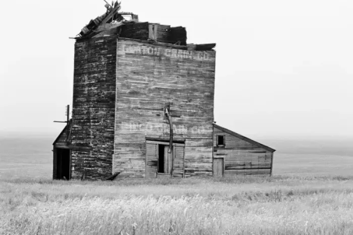 Framed Print : Bingo Grain Company near Okaton, South Dakota Framed Print : Bingo Grain Company near Okaton, South Dakota