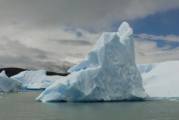 Blue Icebergs seen on Lago, Los Glaciares National Park, Punta Bandera, Port, El Calafate