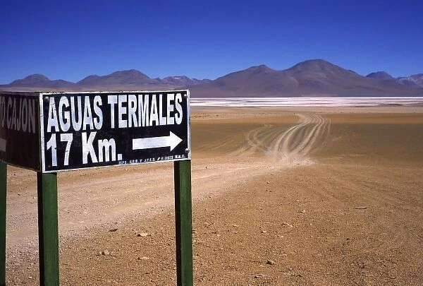 Bolivia, Aguas Calientes, Sign pointing the way to hot springs or aguas termales