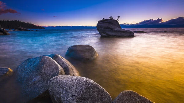 Bonsai Rock at sunset, Lake Tahoe, Nevada USA