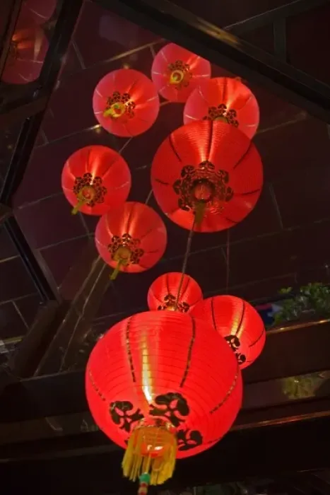Framed Print : Bright red Chinese lanterns at the Sea Palace Restaurant Framed Print : Bright red Chinese lanterns at the Sea Palace Restaurant
