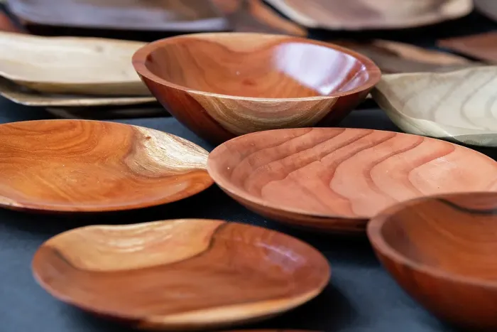 Framed Print : British Overseas Territory, Pitcairn Island, Adamstown. Hand-carved wooden bowls made from local wood