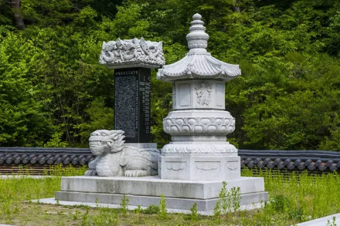 Framed Print : Buddhist markers in the Beopjusa Temple Complex, South Korea Framed Print : Buddhist markers in the Beopjusa Temple Complex, South Korea