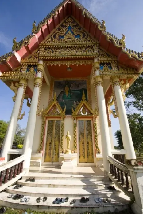 Framed Print : Buddist Temple, Ratchaburi, Thailand, Southeast Asia Framed Print : Buddist Temple, Ratchaburi, Thailand, Southeast Asia