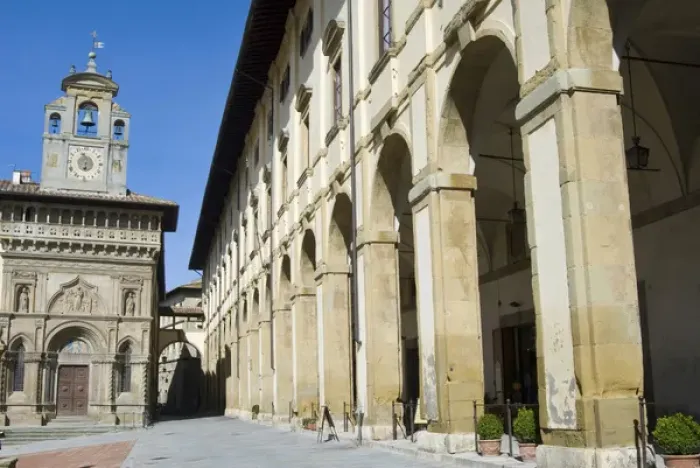 Framed Print : The building of Fraternita dei Laici and Loggia del Vasari, Piazza Vasari or Piazza Grande Framed Print : The building of Fraternita dei Laici and Loggia del Vasari, Piazza Vasari or Piazza Grande