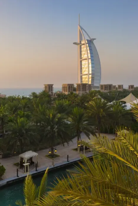 Framed Print : Burj Al Arab Hotel, famour building in Dubai, United Arab Emirates Framed Print : Burj Al Arab Hotel, famour building in Dubai, United Arab Emirates