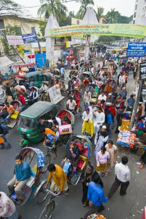 Framed Print : Very busy Rickshaw traffic on a street crossing in Dhaka, Bangladesh, Asia Framed Print : Very busy Rickshaw traffic on a street crossing in Dhaka, Bangladesh, Asia