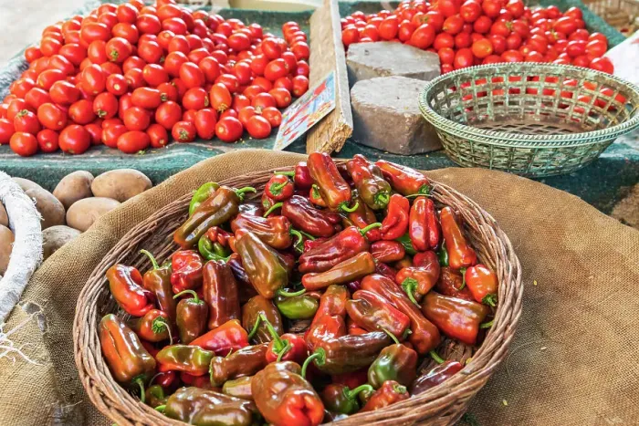 Framed Print : Cairo, Egypt, Africa. Chili peppers and tomatoes for sale at an outdoor market Framed Print : Cairo, Egypt, Africa. Chili peppers and tomatoes for sale at an outdoor market