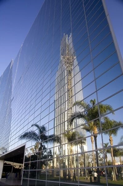 California, Garden Grove. Dr. Robert Schullers Crystal Cathedral