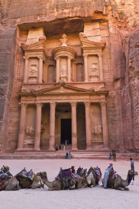 Framed Print : Camels at the Facade of Treasury (Al Khazneh), Petra, Jordan (UNESCO World Heritage Framed Print : Camels at the Facade of Treasury (Al Khazneh), Petra, Jordan (UNESCO World Heritage