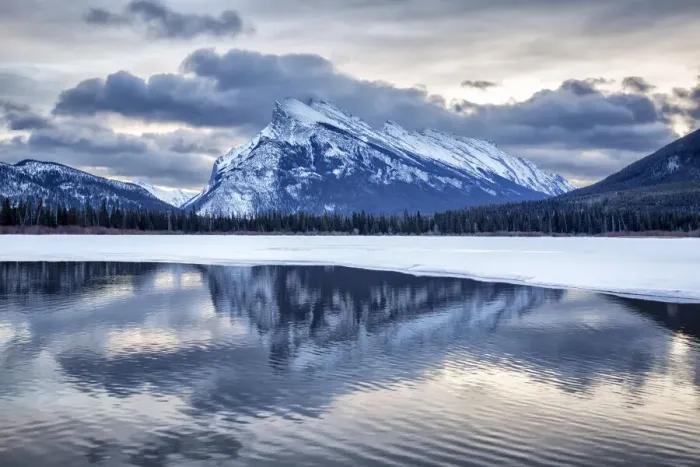 Framed Print : Canada, Alberta, Banff National Park, Mount Rundle and Vermilion Lakes at dawn Framed Print : Canada, Alberta, Banff National Park, Mount Rundle and Vermilion Lakes at dawn