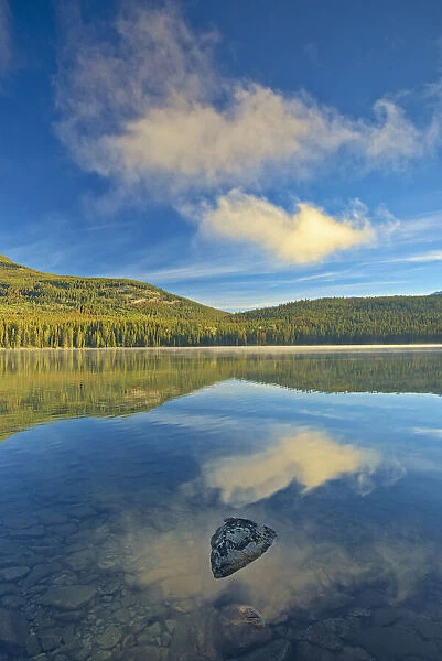 Canada, Alberta, Jasper National Park. Reflections in Pyramid Lake