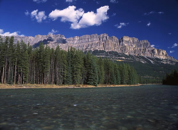 Canada, Alberta, View of Bow valley in Banff National Park