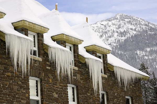 Canada, Banff, Icicles on side of Banff Springs Hotel