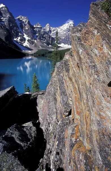 Canada, Banff National Park. Morainne Lake