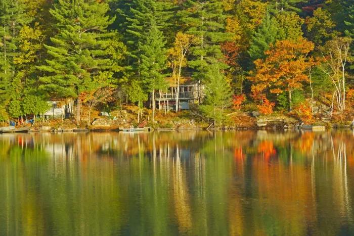 Framed Print : Canada, Ontario, Dorset. Lake of Bays in autumn Framed Print : Canada, Ontario, Dorset. Lake of Bays in autumn