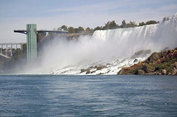 Canada, Ontario, Niagara Falls. Walking the falls on the US side
